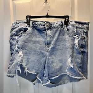 Torrid Distressed Denim Jeans Shorts Light Wash